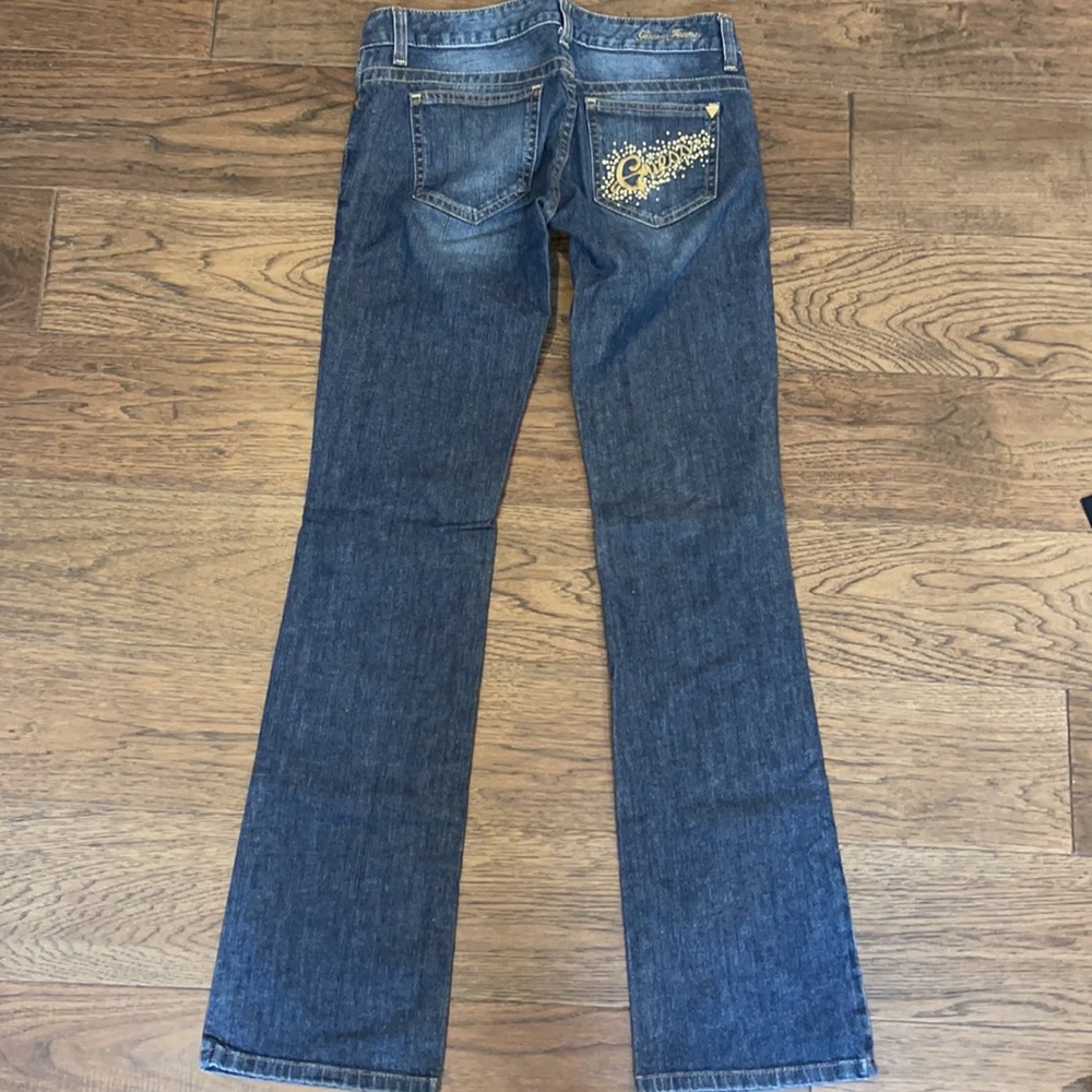 Guess Jeans - Picture 3 of 6